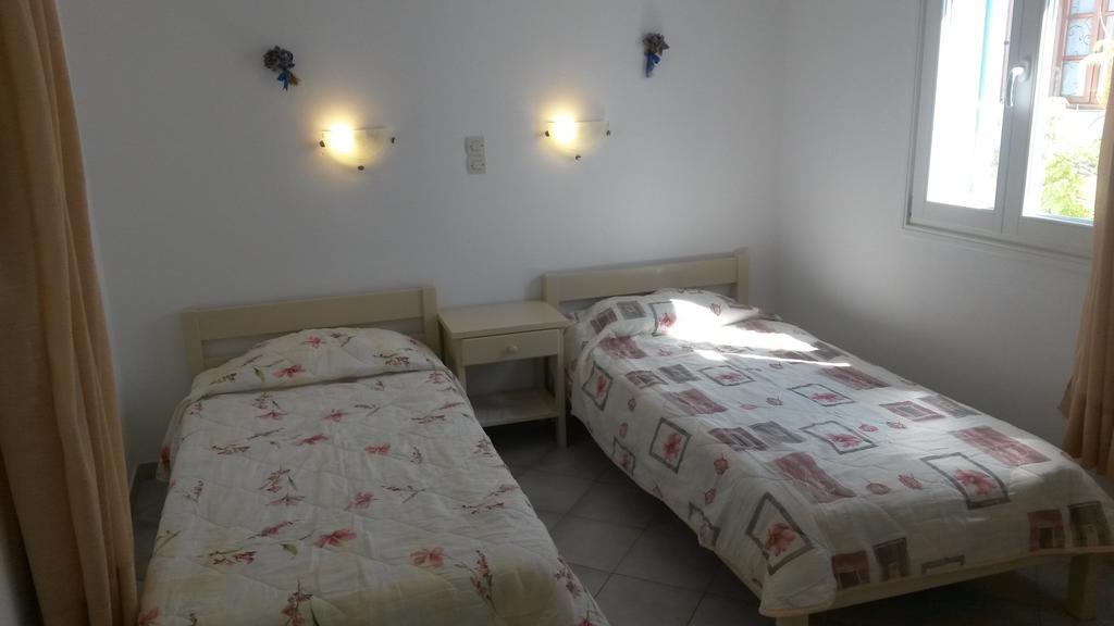 Antonia Studios Naousa  Room photo