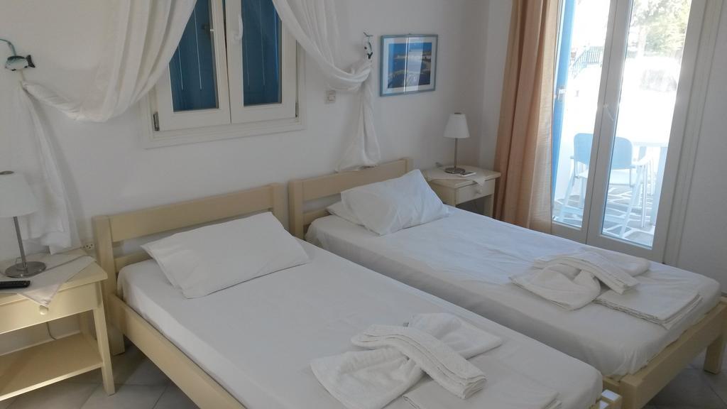 Antonia Studios Naousa  Room photo
